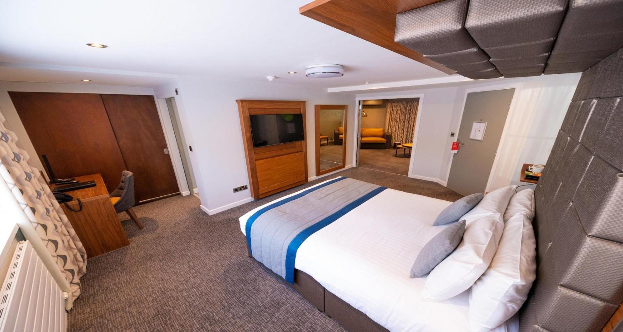 Best Western Plus Lancashire Manor Hotel スケルマーズデール エクステリア 写真